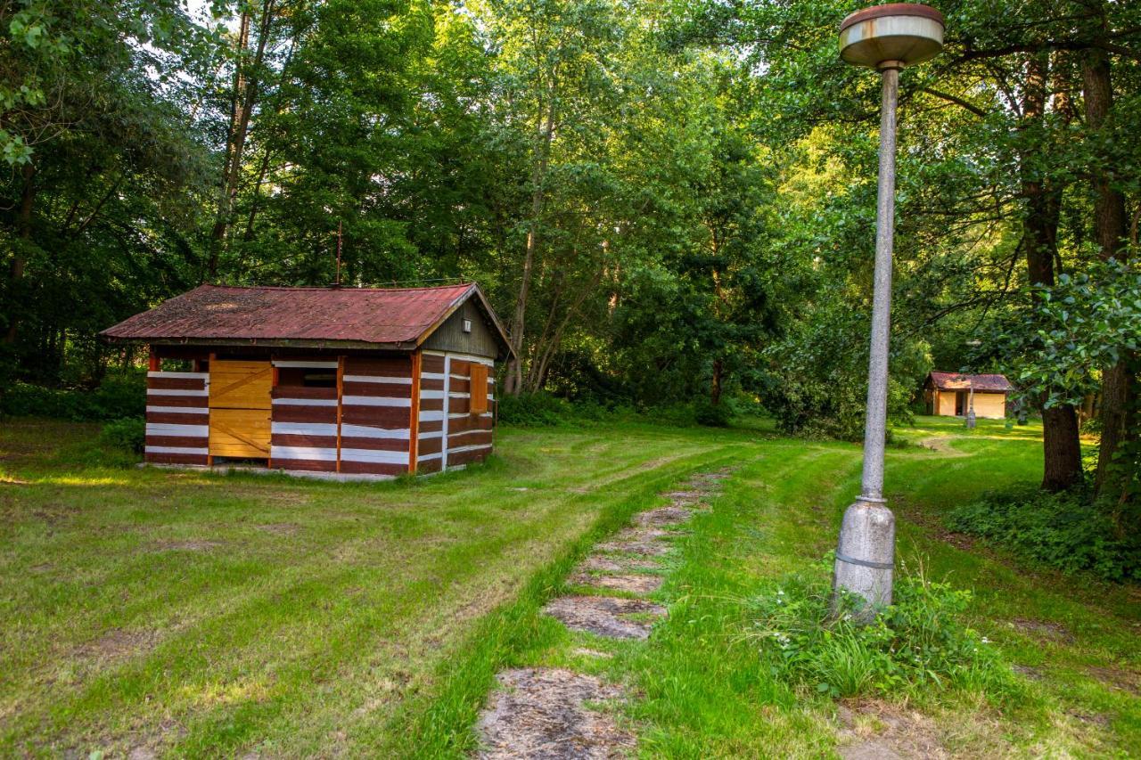 RESORT ČOCHTAN, kemp Lázně Bohdaneč Neratov Exterior foto